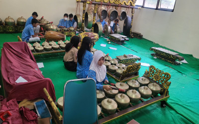 Temukan Minatmu, Kembangkan Bakatmu, Raih Prestasimu Bersama SMP Negeri 6 Kota Surakarta